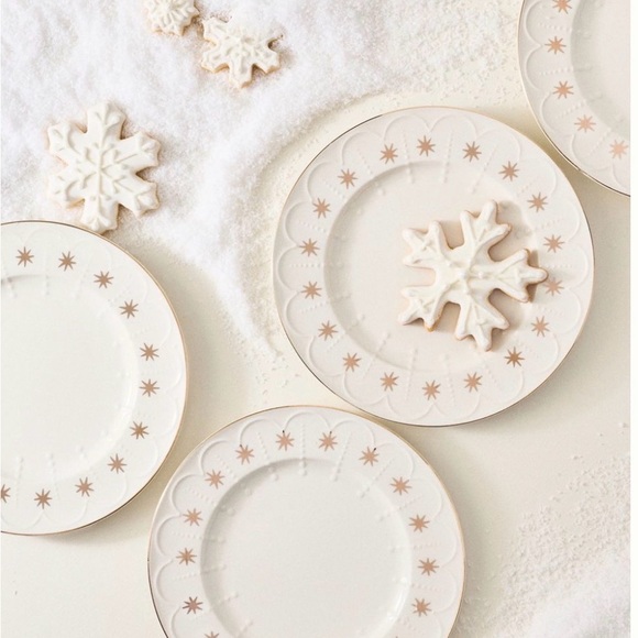Anthropologie Other - Set of 4 Anthropologie dessert plate Christmas